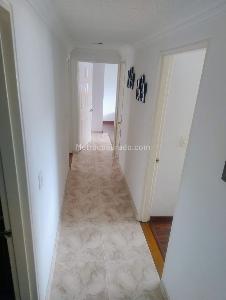 Apartamento de 3 alcobas en venta en Normandia I, Bogotá, 114 m² · foto 12 de 19