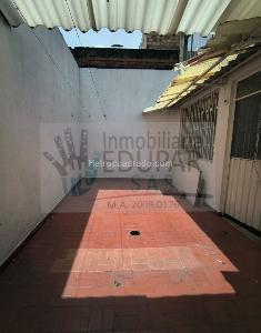 Casa de 5 alcobas en venta en Comuneros, Bogotá, 160 m² · foto 3 de 20