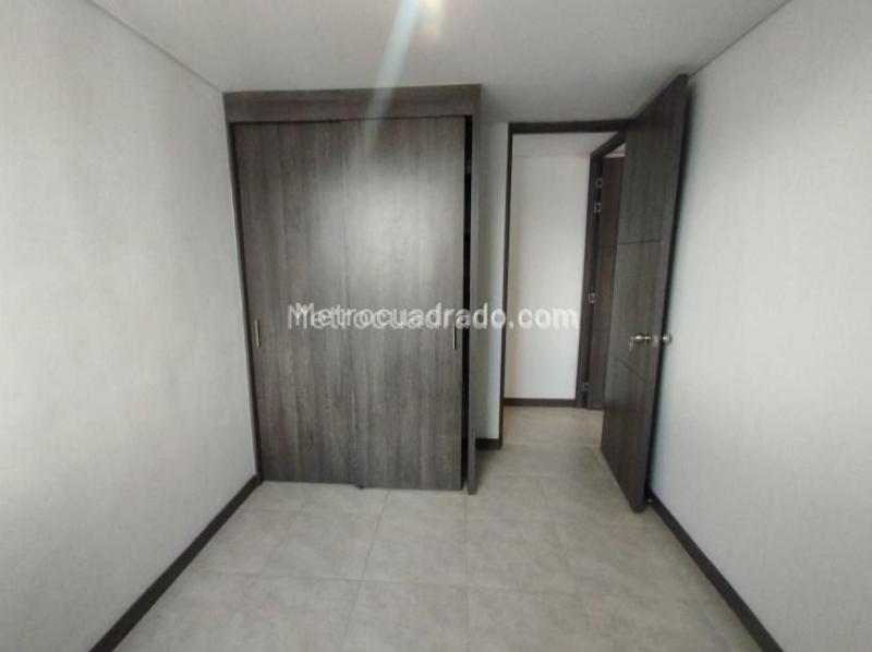 Cozy 3BR Apartment with Natural Views in Belen Rodeo Alto - 5