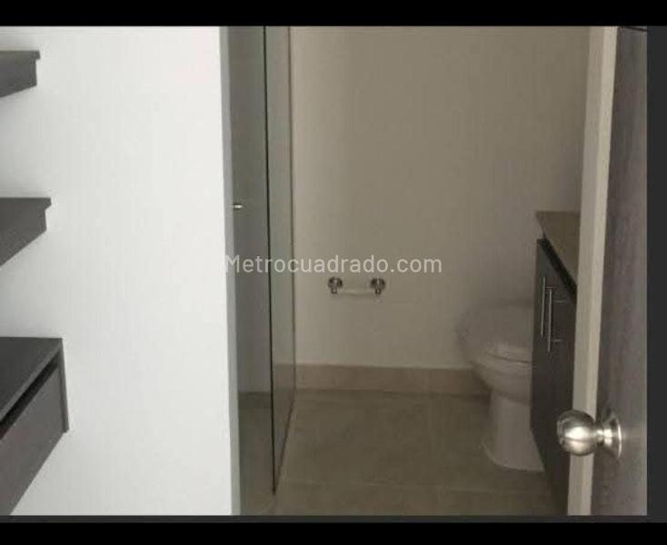 Cozy 3BR Apartment with Natural Views in Belen Rodeo Alto - 6