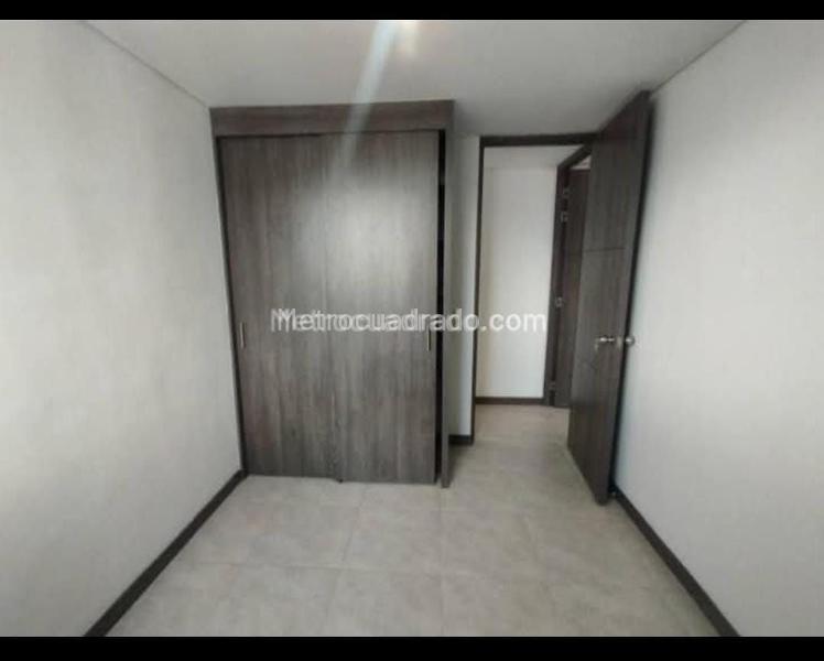 Cozy 3BR Apartment with Natural Views in Belen Rodeo Alto - 7