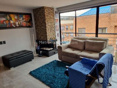 Apartamento de 2 alcobas en venta en Parques De Lorena, Bogotá, 99 m² · foto 5 de 20