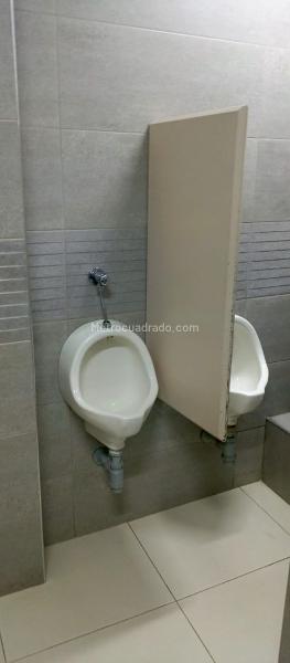 Oficina en Arriendo, LAS VILLAS Zona Urbana, Bogotá D.C. - Más