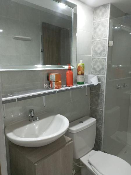 Bright 2BR Apartment with Balcony in La Inmaculada - 7