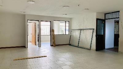 Casa de 5 alcobas en venta en Las Villas, Bogotá, 590 m² · foto 15 de 20