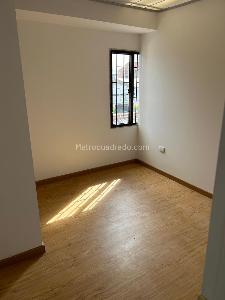 Casa de 5 alcobas en venta en Las Villas, Bogotá, 590 m² · foto 7 de 20