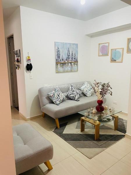 Modern 3BR Apartment with Balcony in Santa Ana Obrero - 3