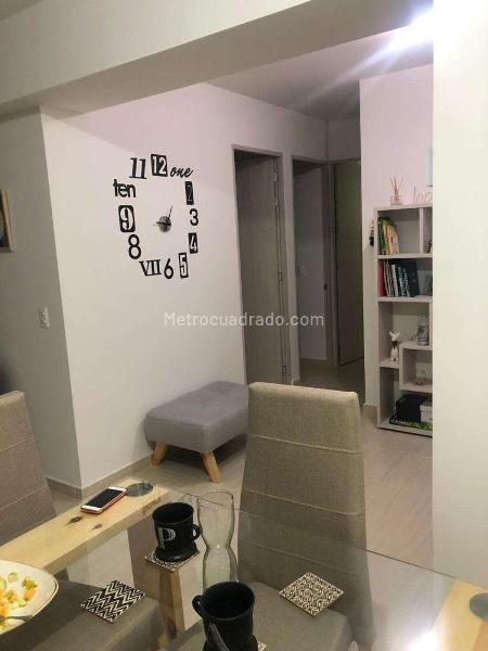 Modern 3BR Apartment with Balcony in Santa Ana Obrero - 6