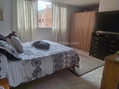 Apartamento de 2 alcobas en venta en Timiza A, Bogotá, 68 m² · foto 10 de 14