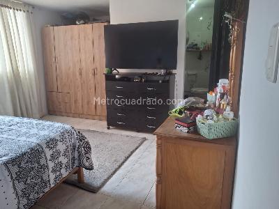 Apartamento de 2 alcobas en venta en Timiza A, Bogotá, 68 m² · foto 12 de 14