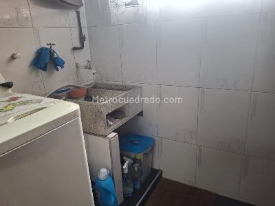 Apartamento de 2 alcobas en venta en Timiza A, Bogotá, 68 m² · foto 5 de 14