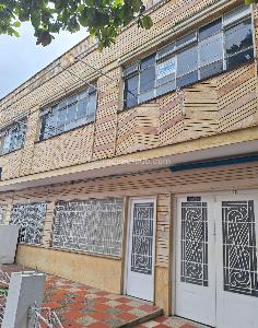 Casa de 5 alcobas en venta en Granada, Girardot, 192 m² · foto 4 de 10