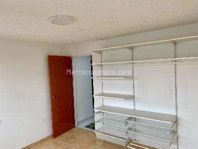 Apartamento de 2 alcobas en arriendo en Remanso Sur, Bogotá, 60 m² · foto 6 de 7