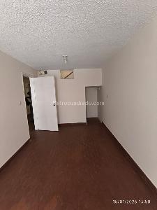 Casa en venta en Gran Britalia, Bogotá · foto 3 de 20
