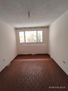 Casa en venta en Gran Britalia, Bogotá · foto 4 de 20