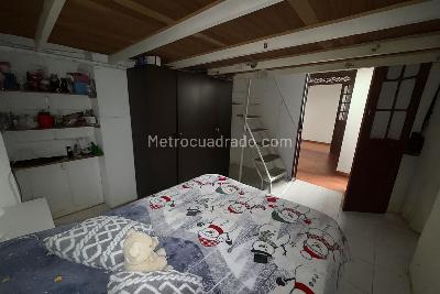 Casa de 5 alcobas en venta en La Favorita Centro, Bogotá, 228 m² · foto 10 de 18