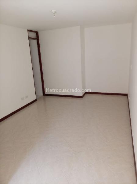 Apartamento Moderno de 3 Alcobas en La América - 3