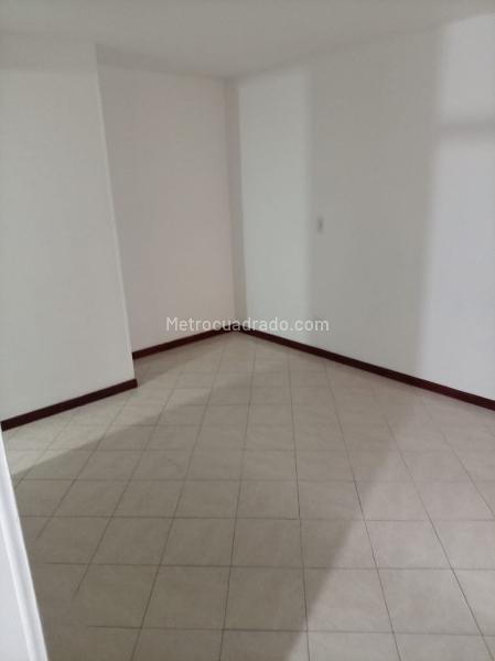 Apartamento Moderno de 3 Alcobas en La América - 4