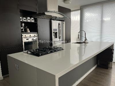 Apartamento de 3 alcobas en venta en Chico Norte, Bogotá, 118 m² · foto 3 de 20