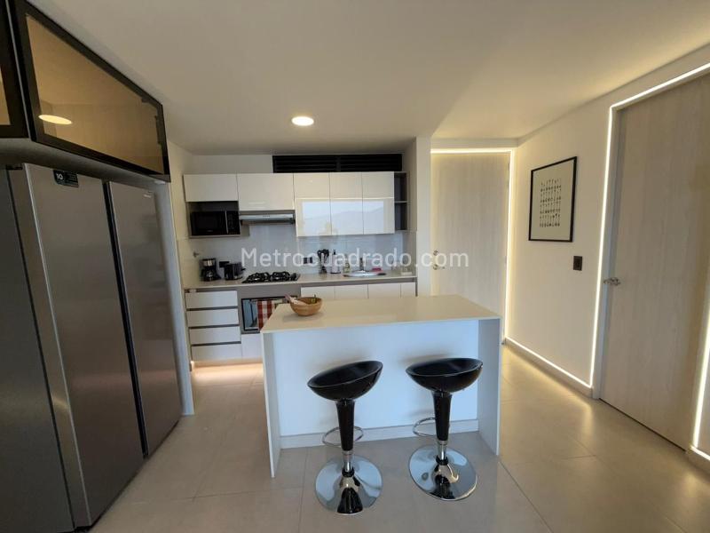 Furnished 3BR Apartment with Rooftop in El Poblado Castropol - 3