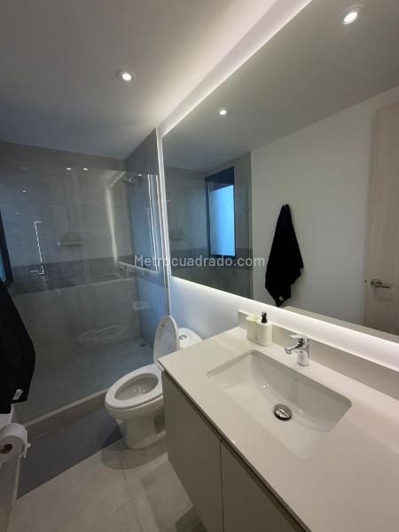 Furnished 3BR Apartment with Rooftop in El Poblado Castropol - 5