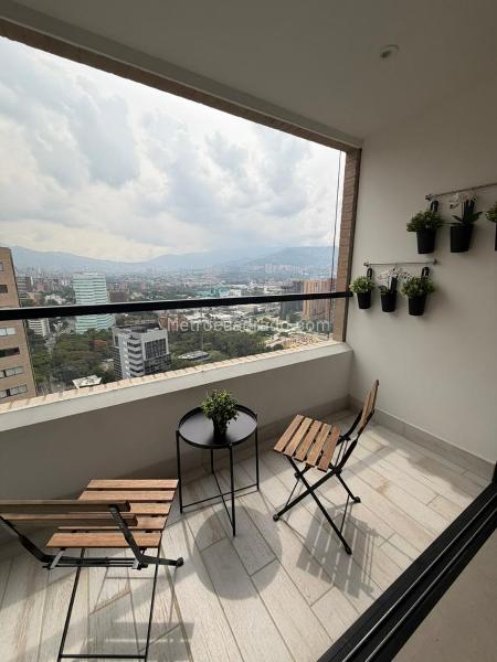 Furnished 3BR Apartment with Rooftop in El Poblado Castropol - 7