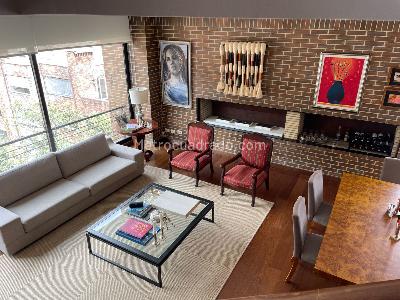 Apartamento de 3 alcobas en venta en Rosales Carr, Bogotá, 172 m² · foto 3 de 11