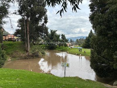 Casa de 3 alcobas en venta en Bosque Residencial Alcaparros, Cajicá, 208 m² · foto 18 de 20