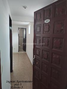 Apartamento de 2 alcobas en arriendo en Fontibon La Laguna, Bogotá, 45 m² · foto 2 de 11