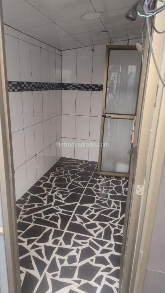 Apartamento en Arriendo, LAURELES, Medellín - Widok 4