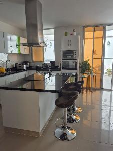 Casa de 4 alcobas en venta en Estadio, Girardot, 150 m² · foto 4 de 15