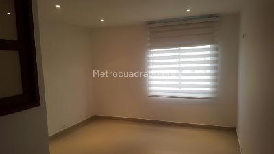 Casa de 3 alcobas en venta en Trébol Del Gualí Etapa I, Mosquera, 77 m² · foto 3 de 20
