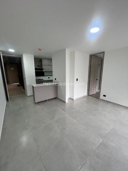 Modern 1BR Apartment with Private 20m² Terrace in La Montaña - 6