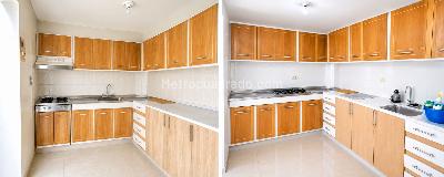 Casa de 4 alcobas en venta en Bosa Nueva Granada, Bogotá, 140 m² · foto 7 de 11