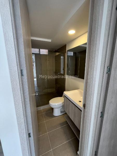 Apartamento nuevo de 3 Alcobas en Ciudad del Río con acabados de lujo - 8