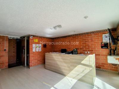 Apartamento en venta en Calvo Sur, Bogotá · foto 2 de 13
