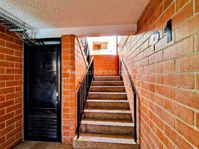 Apartamento en venta en Calvo Sur, Bogotá · foto 5 de 13