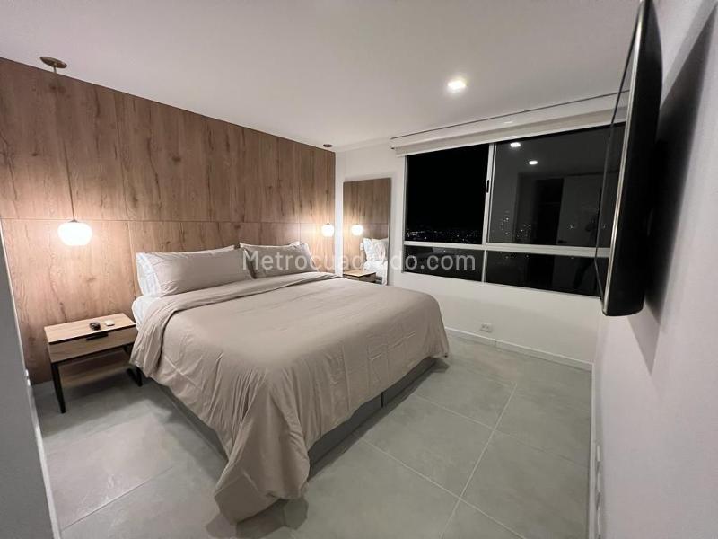 Stunning 2BR Apartment with City View in El Poblado - 3