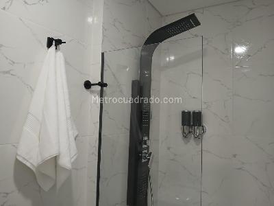 Apartamento de 1 alcoba en arriendo en Chico Norte Ii, Bogotá, 17 m² · foto 2 de 12
