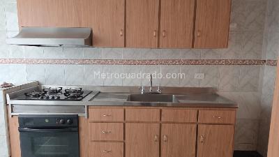 Casa de 4 alcobas en venta en Santa Ana Occidental, Bogotá, 180 m² · foto 12 de 17