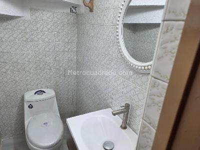 Casa de 4 alcobas en venta en Santa Ana Occidental, Bogotá, 180 m² · foto 8 de 17