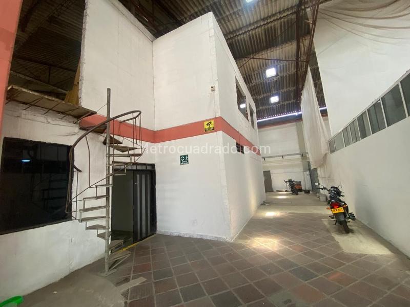 Bodega en Arriendo, ALFONSO LOPEZ IIIETAPA Oriente, Cali - Vista 3