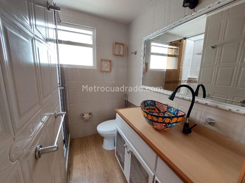 Casa en Venta, SANTA ANA OCCIDENTAL   Zona Urbana, Bogotá D.C. - Więcej