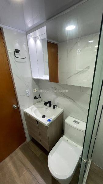 Remodeled 4BR Apartment for Rent in Suramérica, Itagüí - 9
