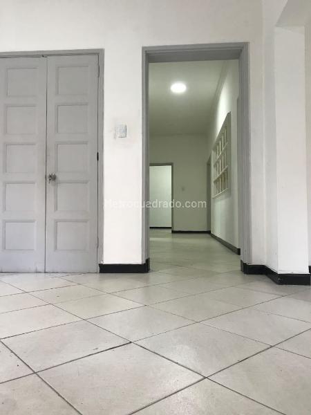 Casa Comercial Amplia en Los Angeles - 4