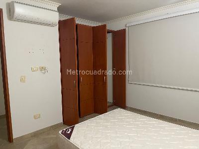 Casa de 4 alcobas en arriendo en Quintas Del Remanso, Girardot, 255 m² · foto 9 de 10