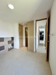 Apartamento de 3 alcobas en venta en Urbanización La Vida Es Bella, Bello, 66 m² · foto 3 de 11