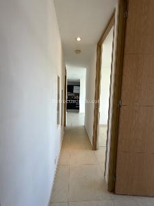 Apartamento de 3 alcobas en venta en Urbanización La Vida Es Bella, Bello, 66 m² · foto 9 de 11