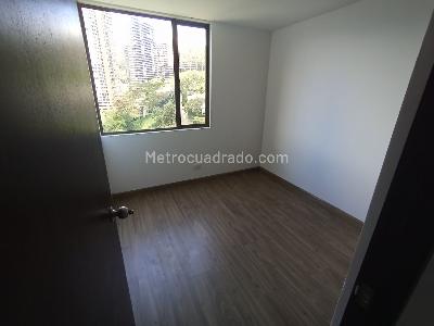 Apartamento de 3 alcobas en arriendo en Altos Del Poblado, Medellín, 90 m² · foto 11 de 20