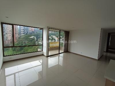 Apartamento de 3 alcobas en arriendo en Altos Del Poblado, Medellín, 90 m² · foto 2 de 20